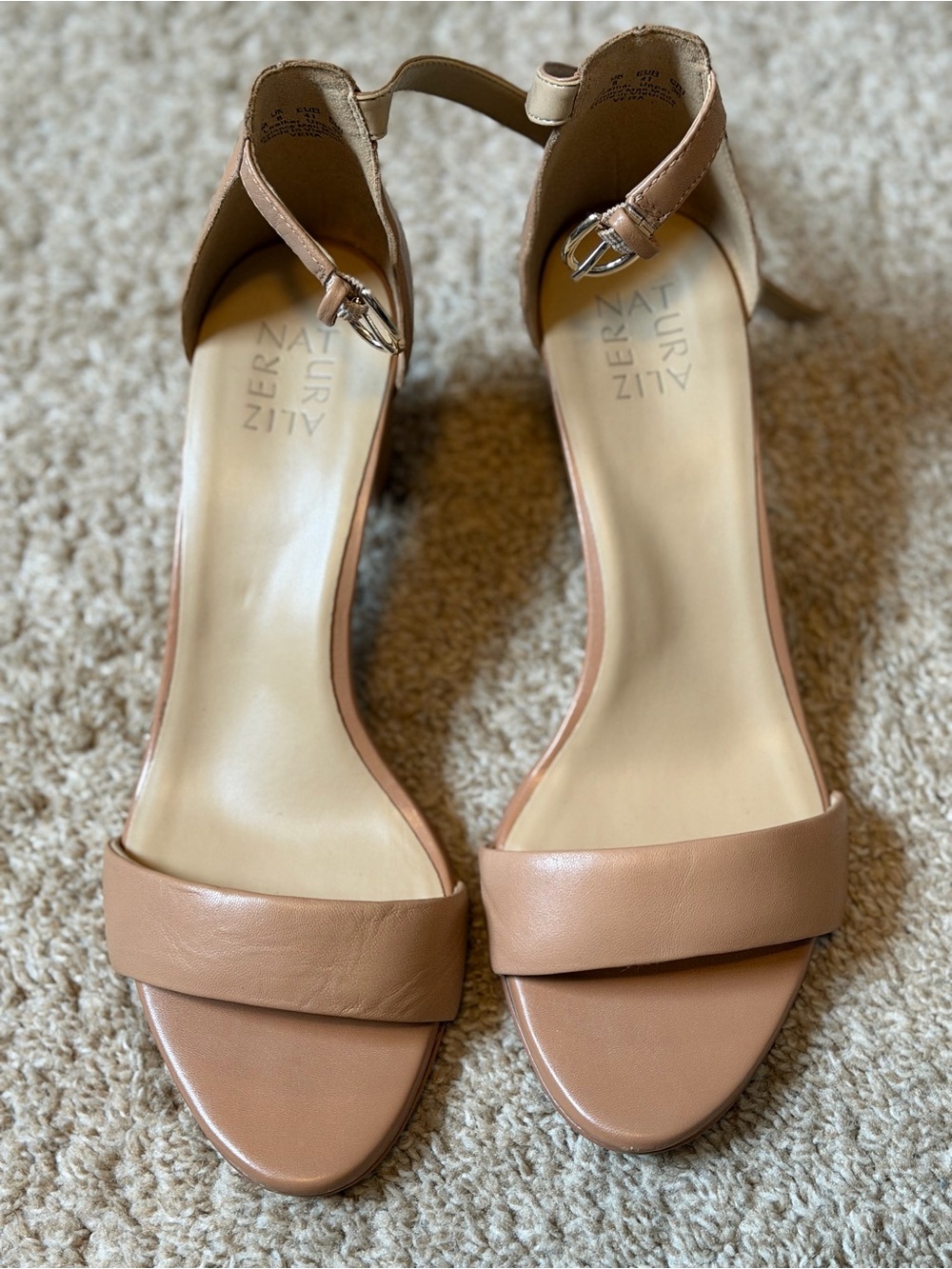 Naturalizer Size 10 - Tan Block Heel Ankle-Strap Sandals
